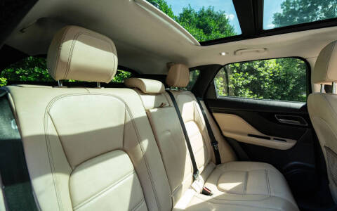 2017 Jaguar F-PACE 35t Prestige