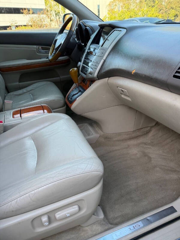 2004 Lexus RX 330