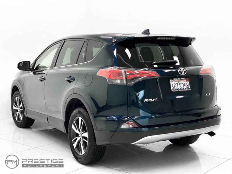 2017 Toyota RAV4 XLE