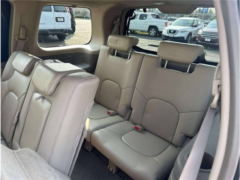 2011 Nissan Pathfinder Silver Edition