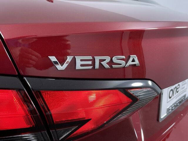 2025 Nissan Versa SV