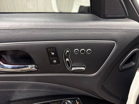 2016 Kia K900 Premium V6