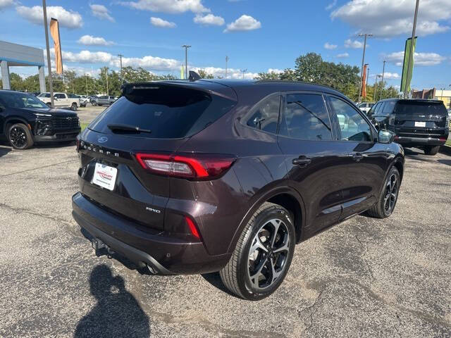 2023 Ford Escape ST-Line Select