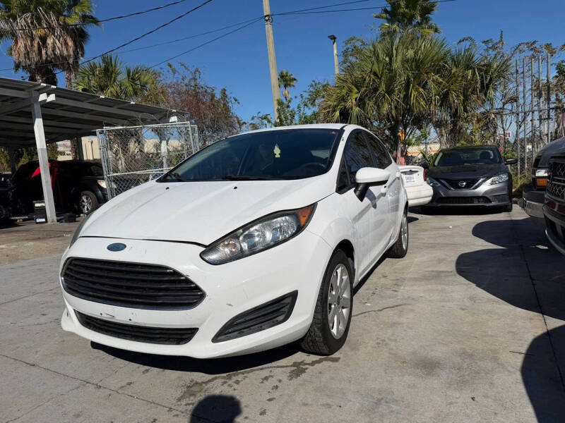 2014 Ford Fiesta S