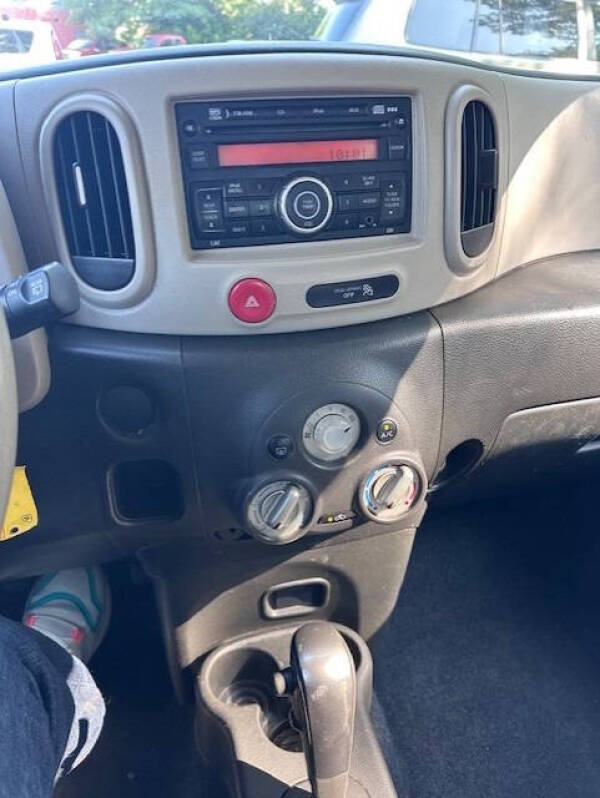 2011 Nissan cube 1.8