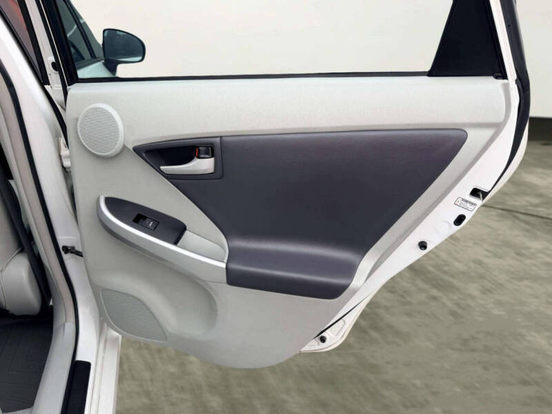 2010 Toyota Prius V