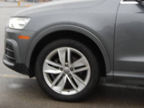 2016 Audi Q3 2.0T quattro Premium Plus