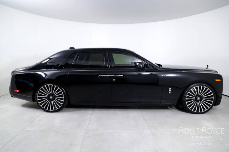 2023 Rolls-Royce Phantom