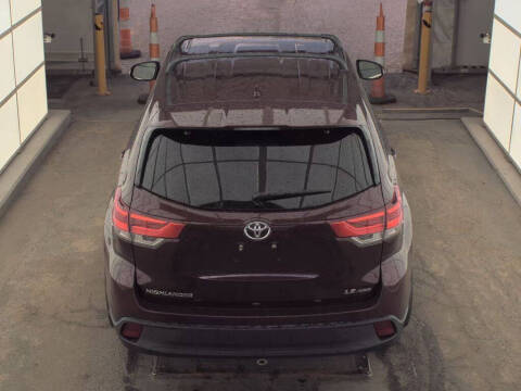 2017 Toyota Highlander LE Plus