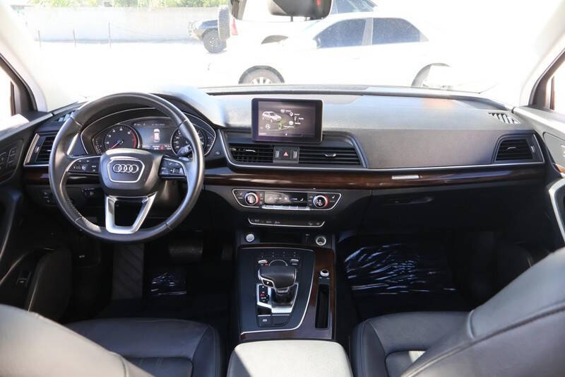 2019 Audi Q5 quattro Premium 45 TFSI