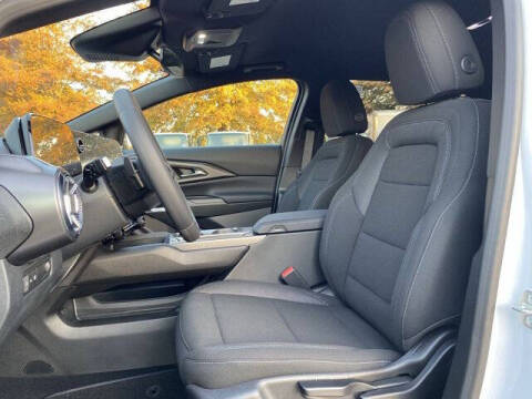 2026 Chevrolet Equinox EV LT 1