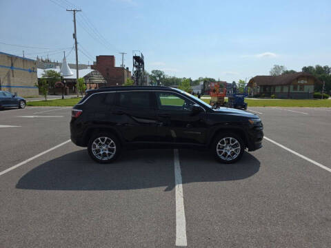 2023 Jeep Compass Latitude Lux