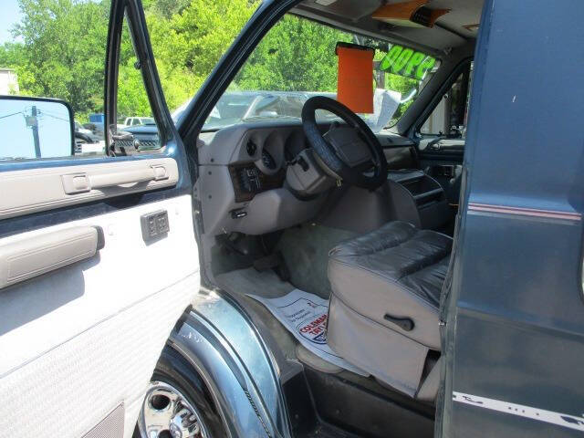 1996 Dodge Ram Van 2500