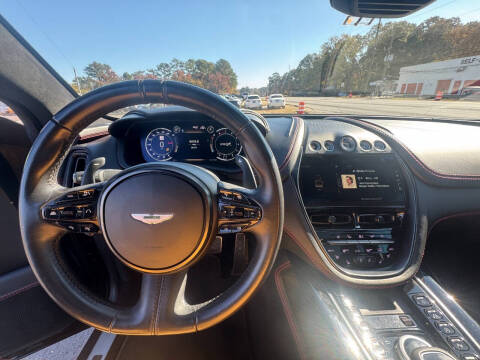 2021 Aston Martin DBX