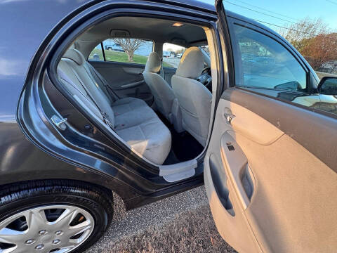 2010 Toyota Corolla LE