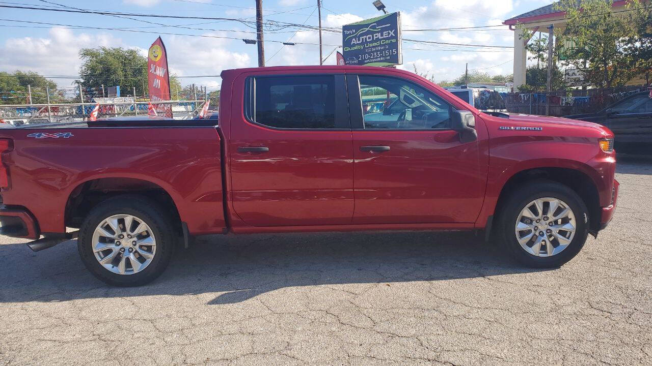 Used Car 2020 Chevrolet Silverado 1500  Custom 4x4 4dr Crew Cab 5.8 Ft. Sb For Sale Under $30,000 In San Antonio, Texas