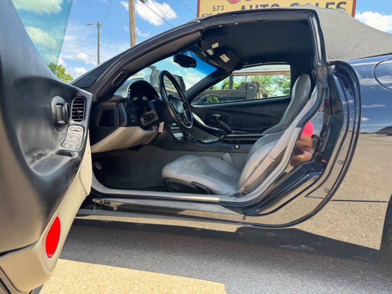 2004 Chevrolet Corvette
