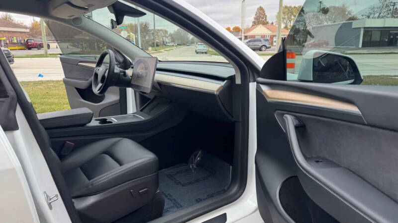 2022 Tesla Model Y Long Range