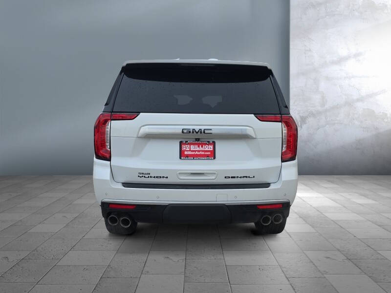 2024 GMC Yukon XL Denali