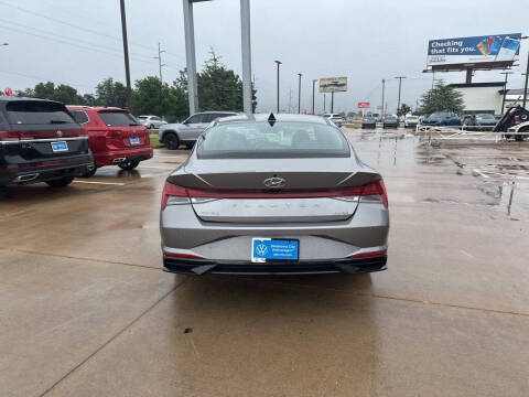 2023 Hyundai Elantra