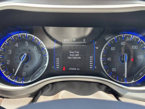 2021 Chrysler Voyager LX