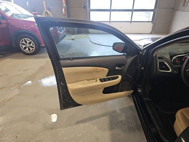2013 Dodge Avenger SE