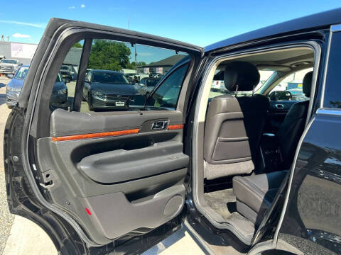 2018 Lincoln MKT Premiere