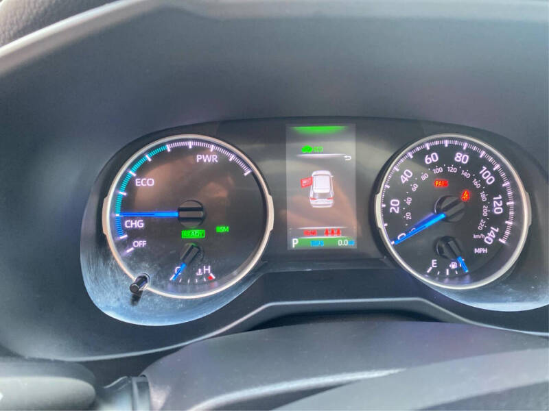 2022 Toyota RAV4 Hybrid XLE Premium