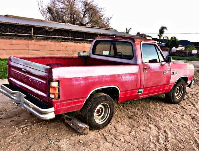 1988 Dodge D100 Pickup