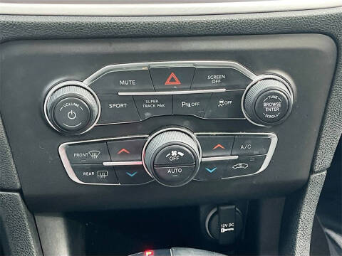 2021 Dodge Charger SXT