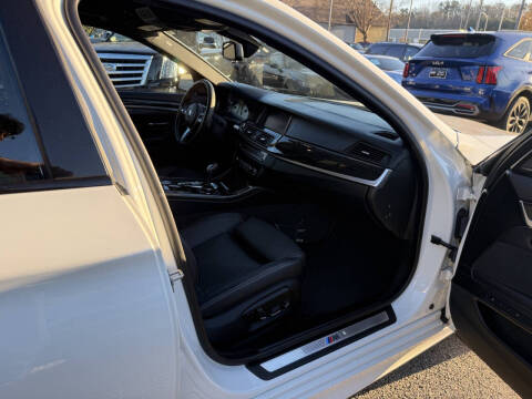 2016 BMW 5 Series 550i xDrive