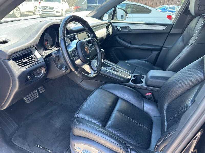 2015 Porsche Macan S