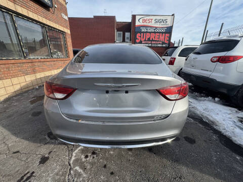 2016 Chrysler 200 Limited