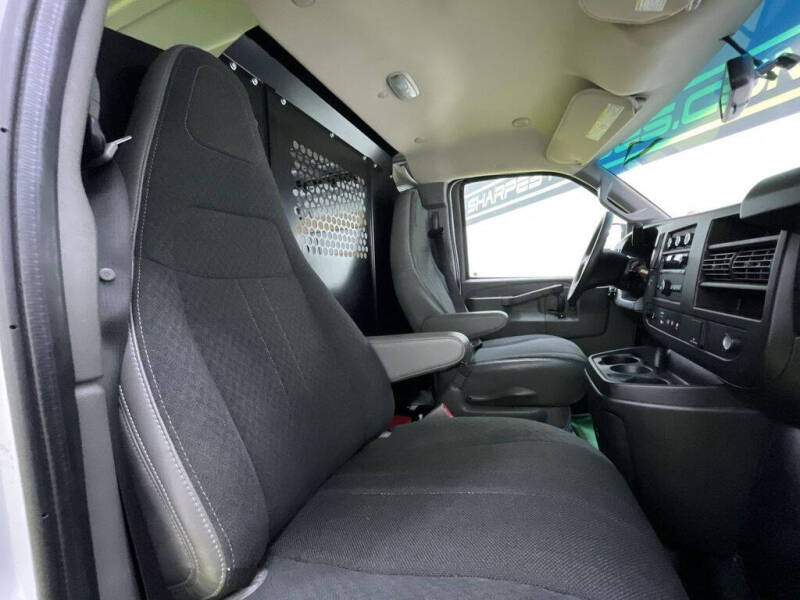 2022 Chevrolet Express 2500