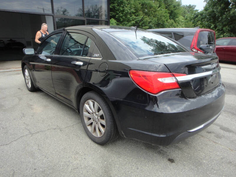 2014 Chrysler 200 Limited