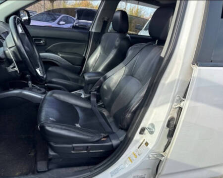 2008 Mitsubishi Outlander XLS