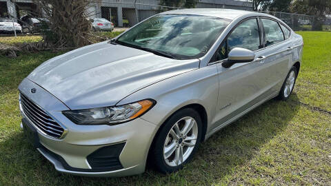 2018 Ford Fusion Hybrid SE