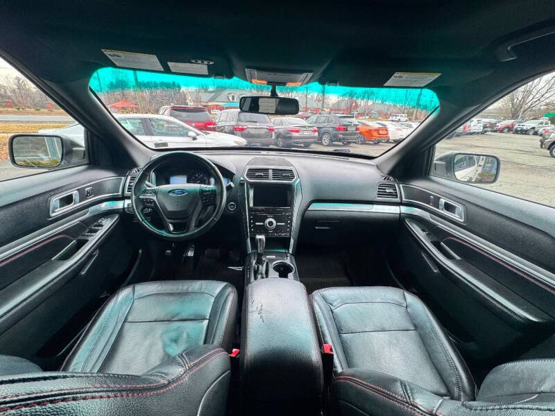 2017 Ford Explorer Sport