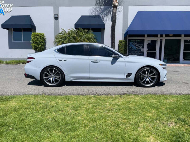2022 Genesis G70