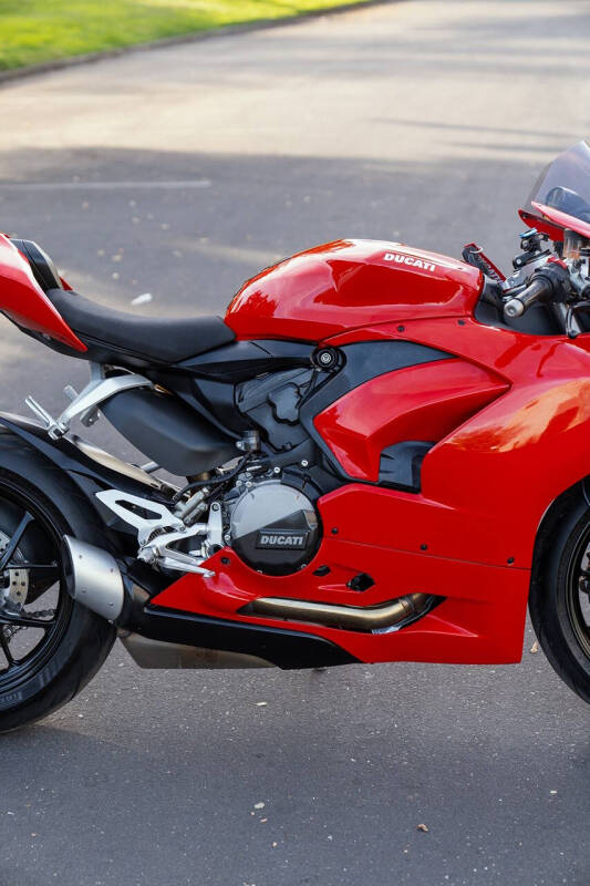 2020 Ducati V2 Superquadro Final Edition