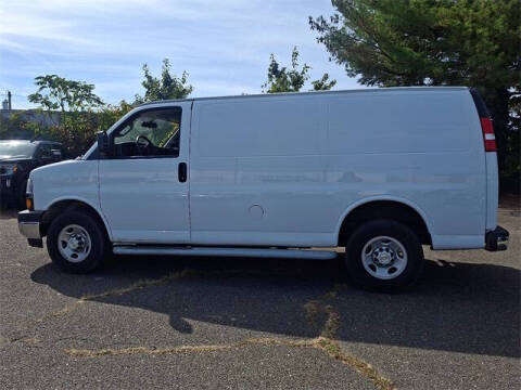 2023 Chevrolet Express 2500