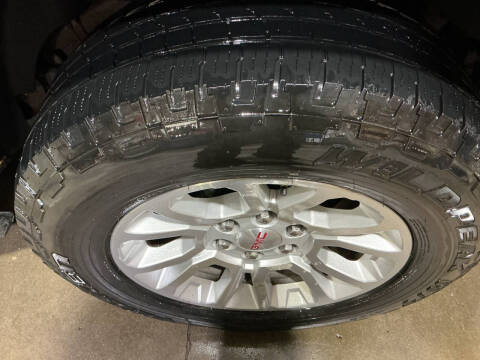 2017 GMC Yukon XL SLT