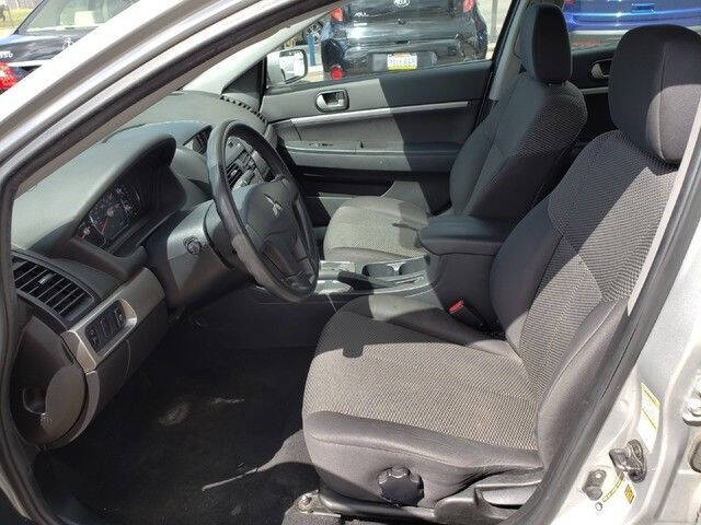 2012 Mitsubishi Galant FE