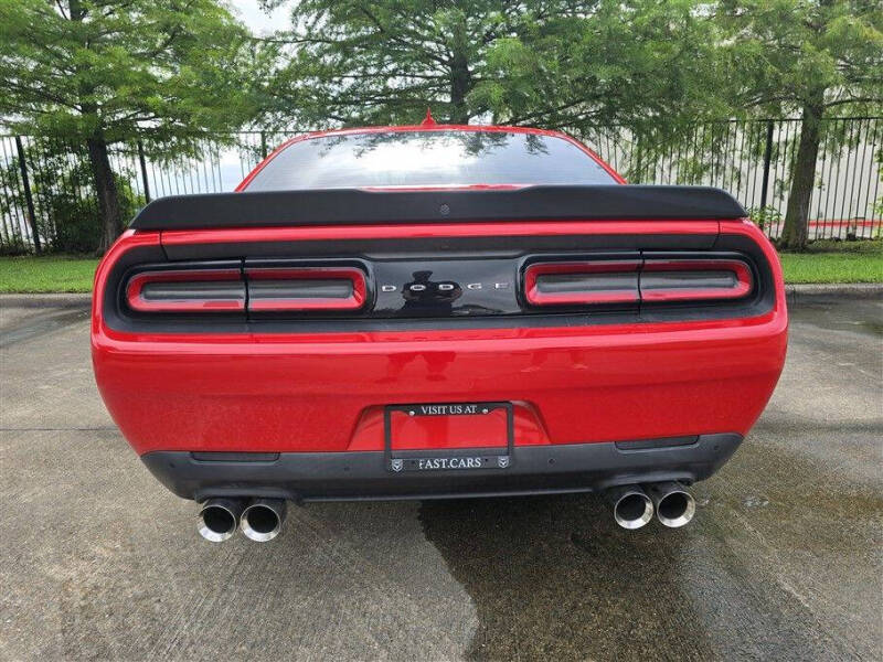 2016 Dodge Challenger R/T Scat Pack