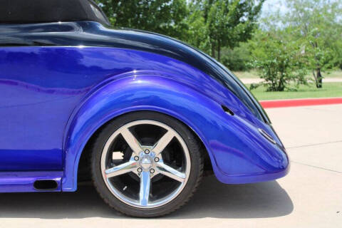 1936 Plymouth Model P2