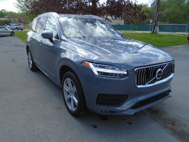2023 Volvo XC90 B5 Core