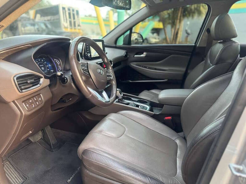 2020 Hyundai Santa Fe Limited 2.0T