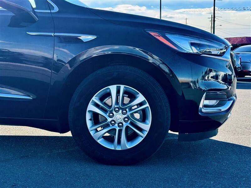 2020 Buick Enclave Essence