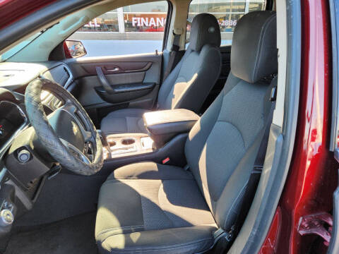 2017 Chevrolet Traverse LT