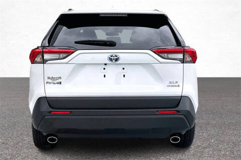 2023 Toyota RAV4 Hybrid XLE Premium